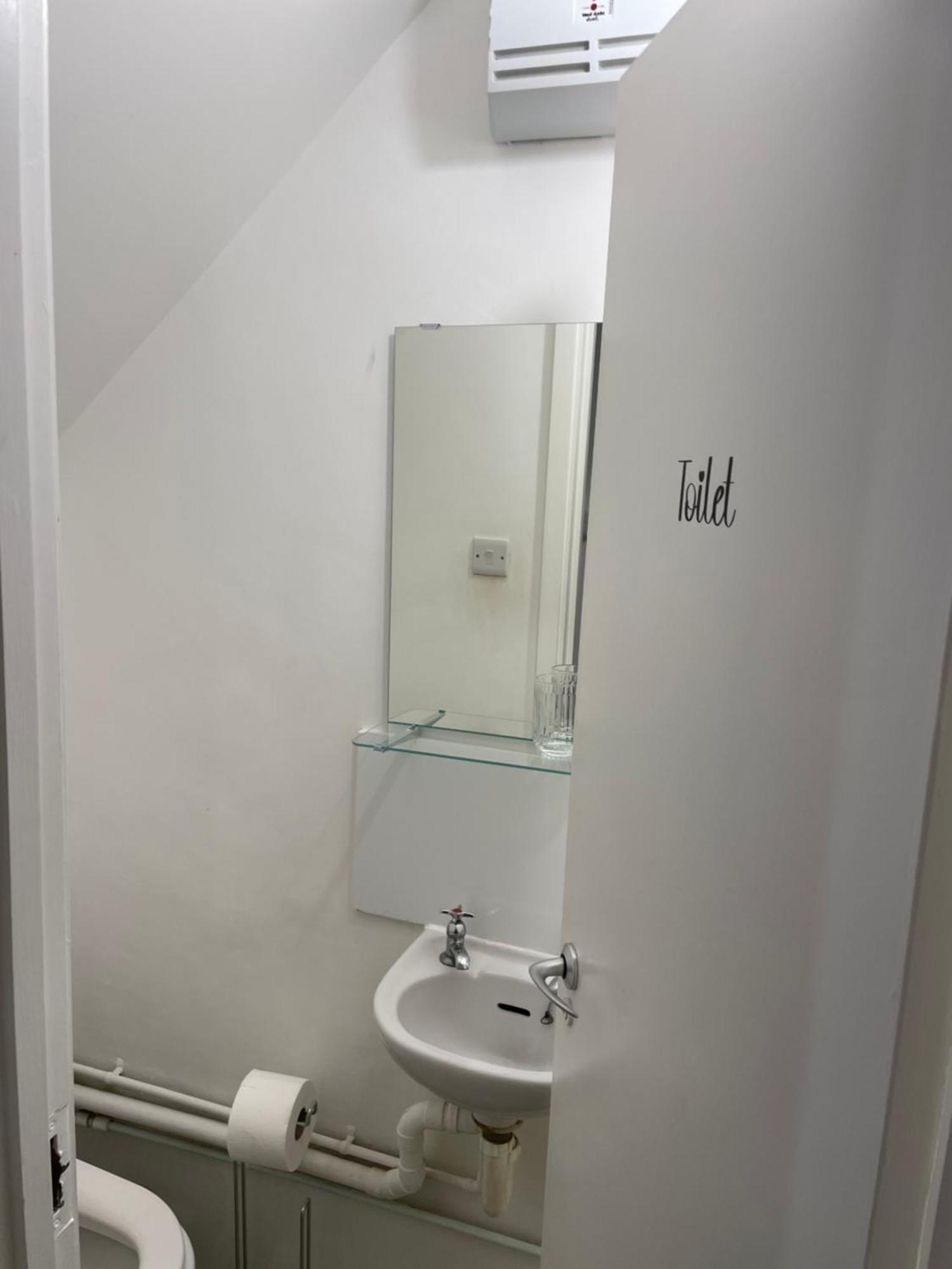 Lovely Triple And Quadruple Rooms In Euston & Square In Central London Exterior photo